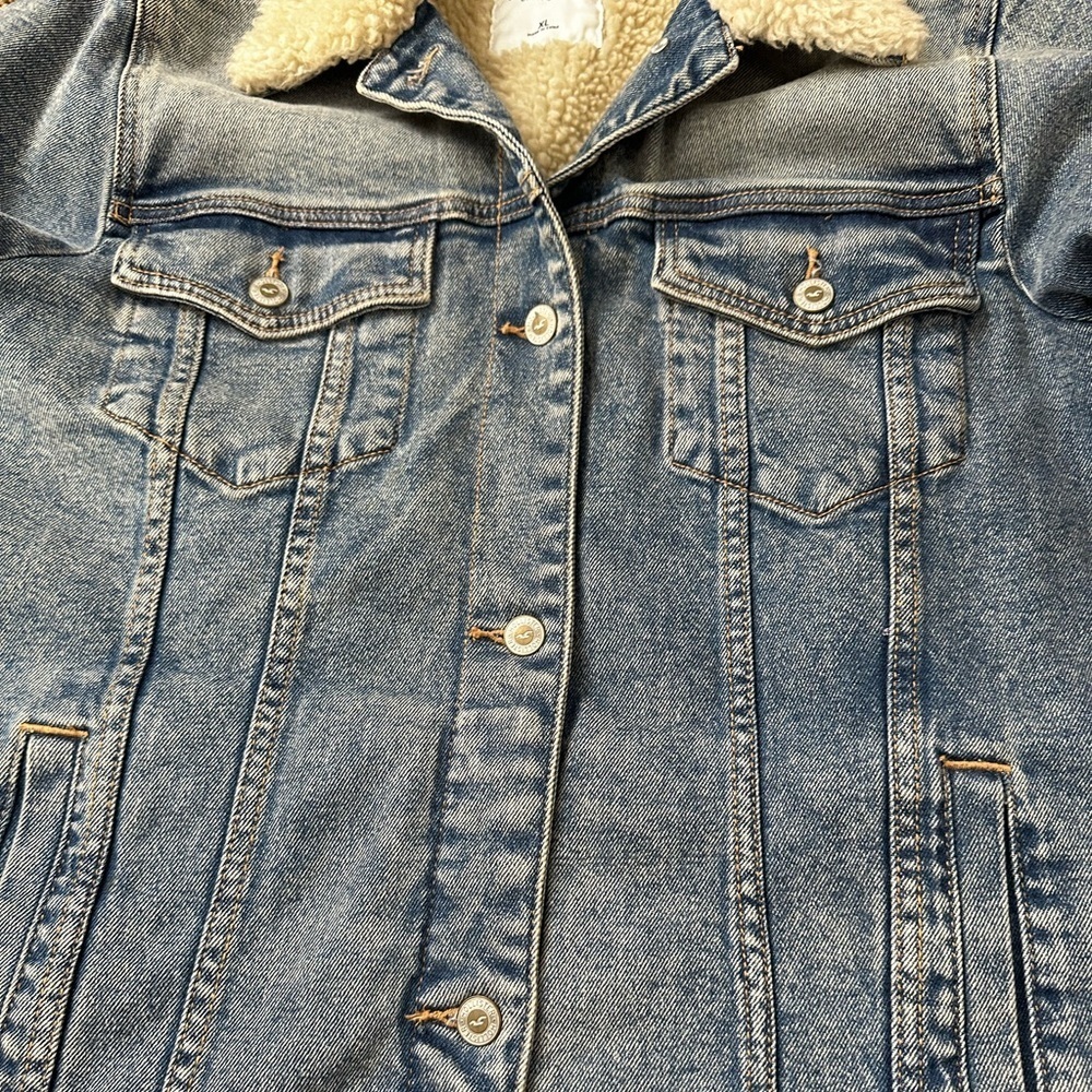 Hollister Sherpa-Lined Denim Jacket Size XL - Picture 7 of 7
